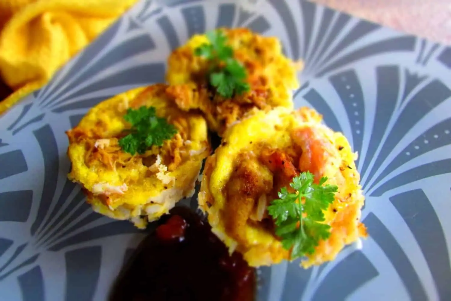Creamy Chicken Curry Cups with Rice Crust