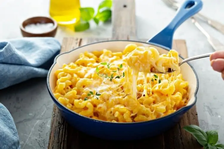 Traditional Macaroni and Cheese with extra Crunch