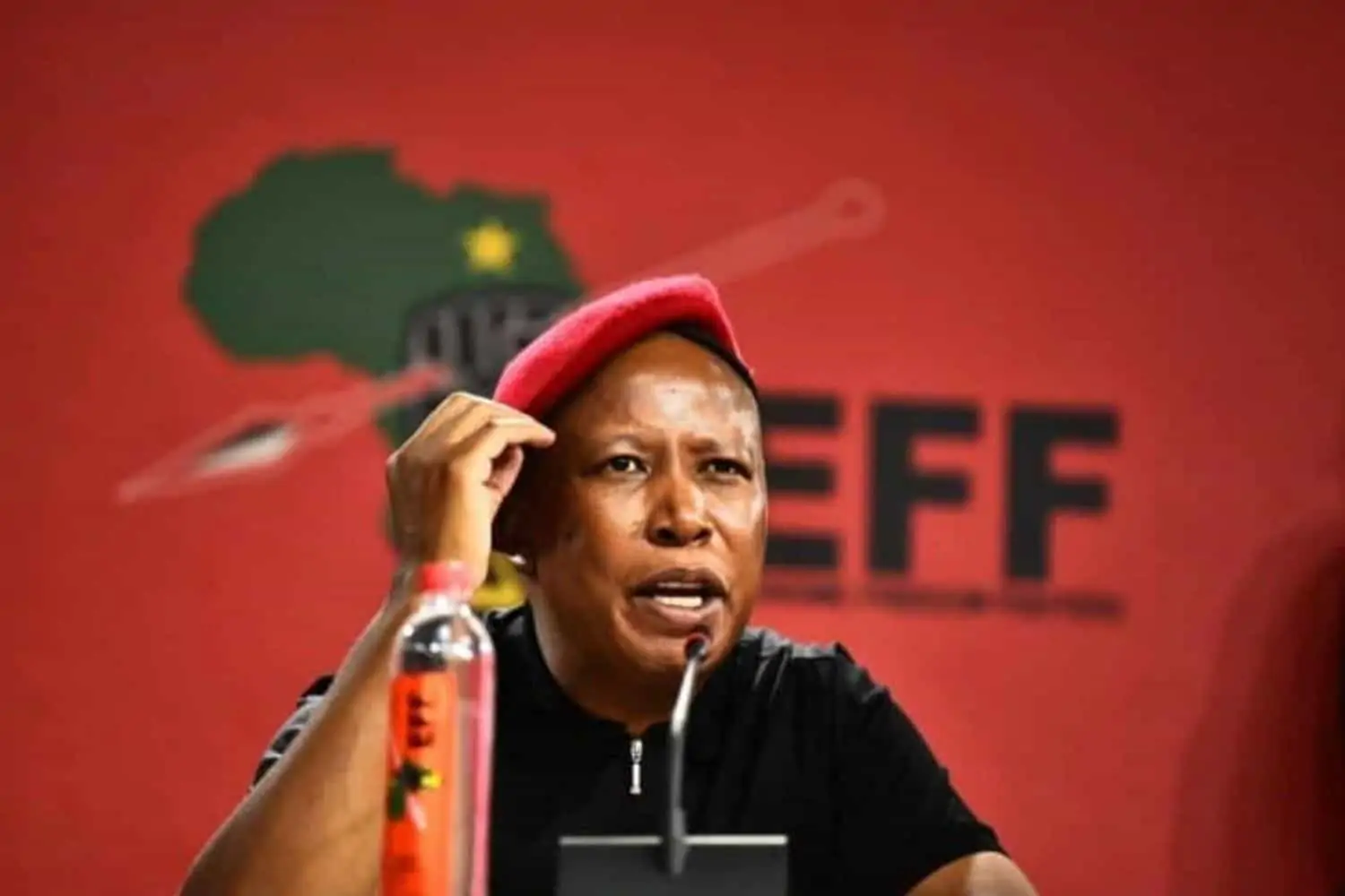 News Roundup: EFF threatens the national anthem, criminals elected as mayor in Kannaland, and tragedy strikes du Plessis family