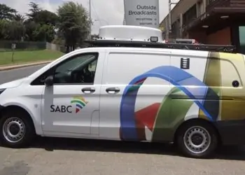 SABC News crew approached by an angry mob