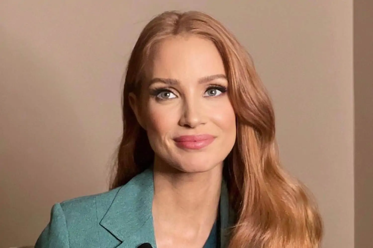 Jessica Chastain is bound to blow viewers away in "George & Tammy"