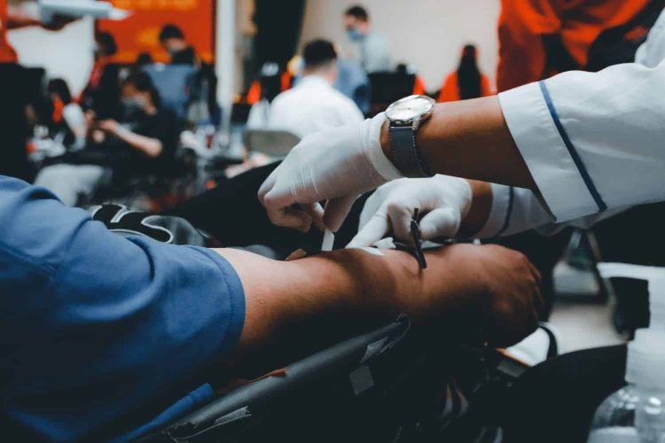 Warning comes from SANBS: blood shortages ahead of Christmas