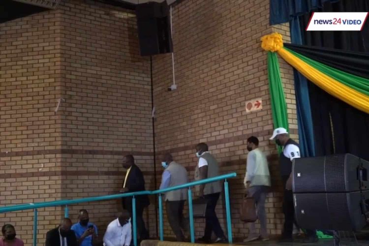 Ramaphosa abruptly leaves ANCWL event due to security concerns and Covid violations