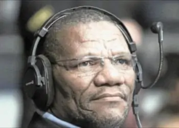 South African sports commentator, Dumile Mateza dies