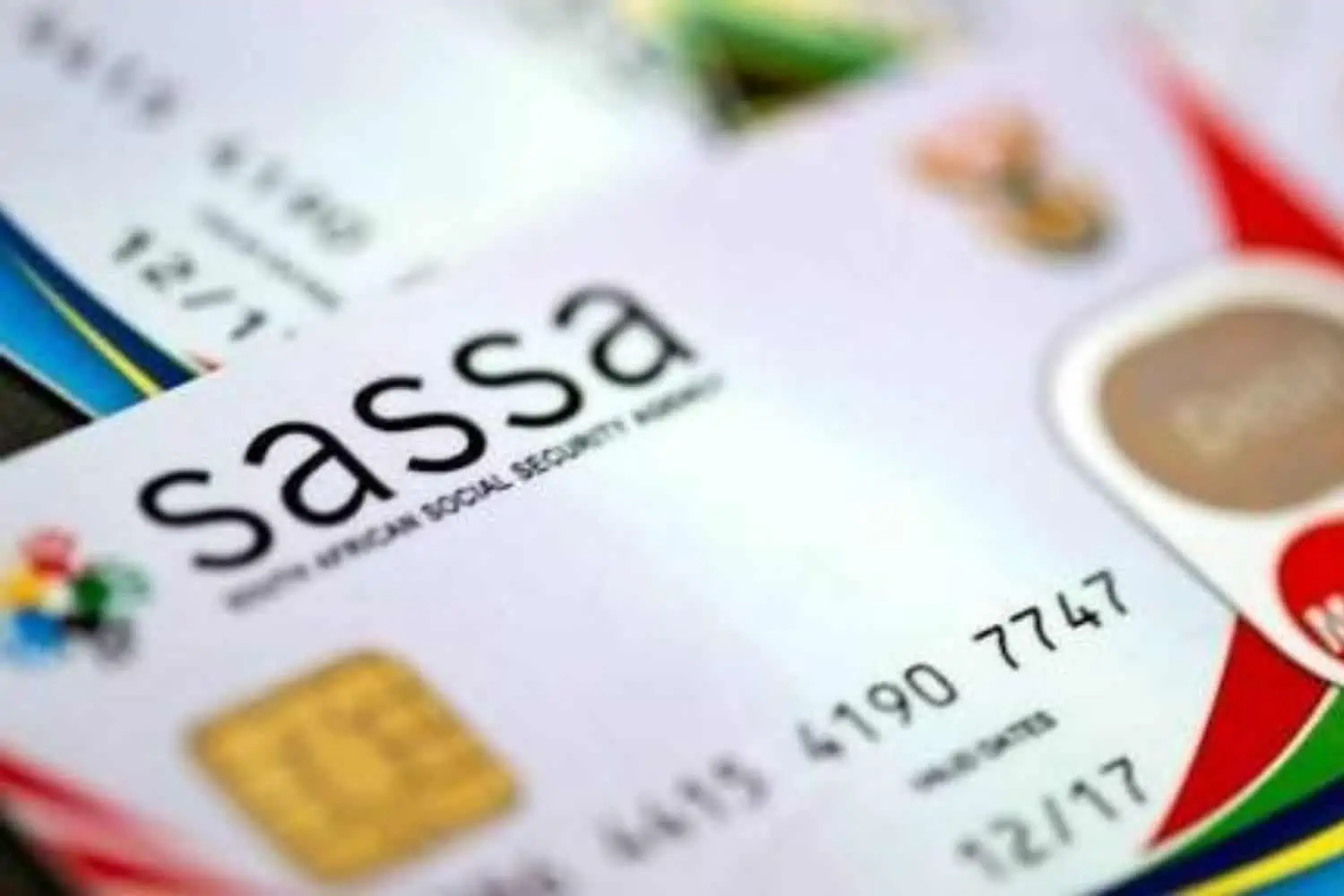 TODAY: South Africa's Top News for 18 February 2022 - SASSA's R350 grant costs taxpayers billions
