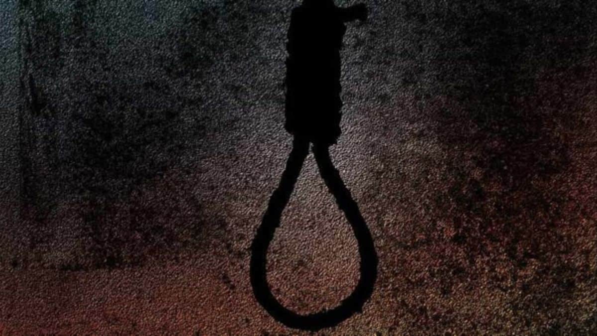 Mpumalanga hospital patient found dead hanging from a tree on Youth Day