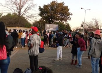 VUT students stranded