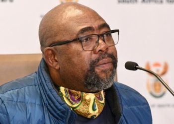 Labour Minister Thulas Nxesi vows to oppose any attempt to privatise Eskom