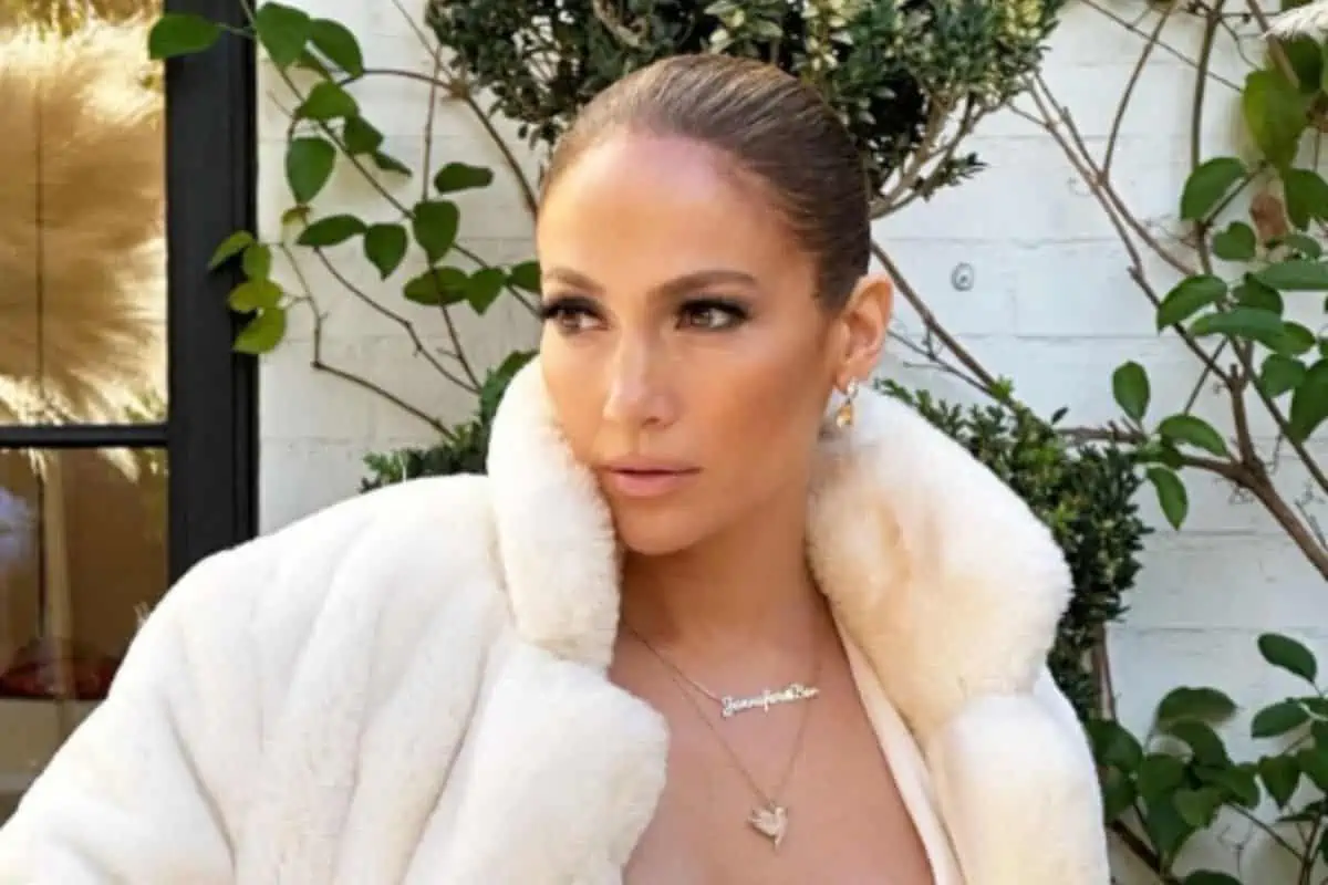 Jennifer Lopez