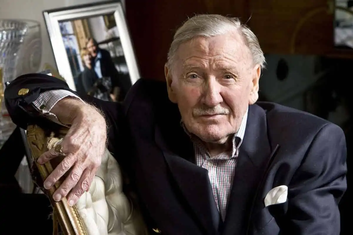 Leslie Phillips