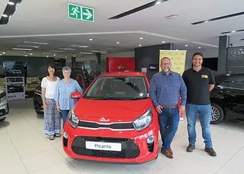 Kia vehicle handover - Beeld Children's Fund