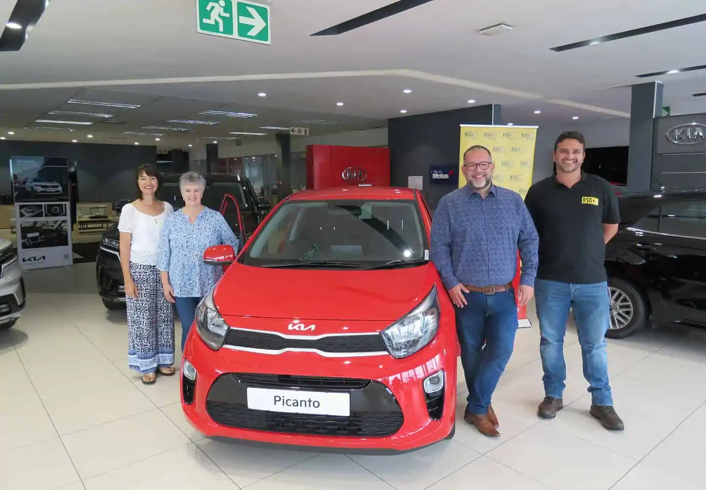 Kia vehicle handover - Beeld Children's Fund