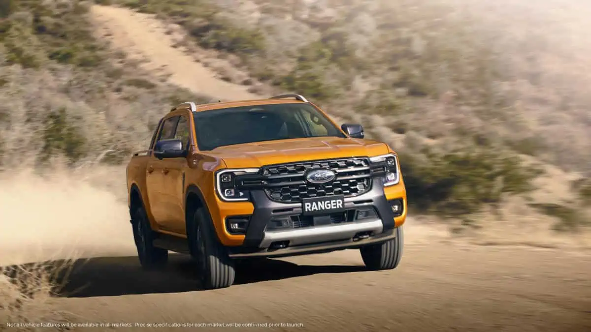 NextGenRanger_Wildtrak_Front 3QTR_motion.jpg