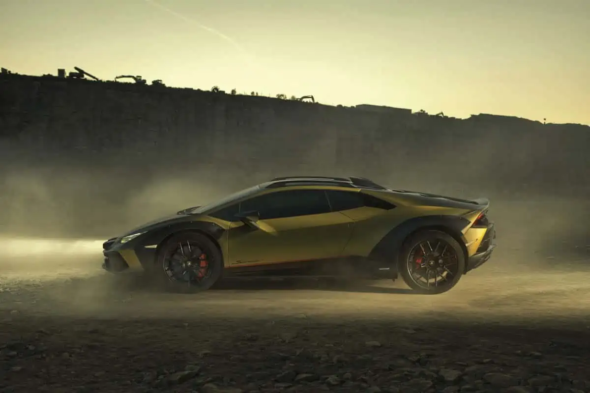 Lamborghini Huracán Sterrato.jpg