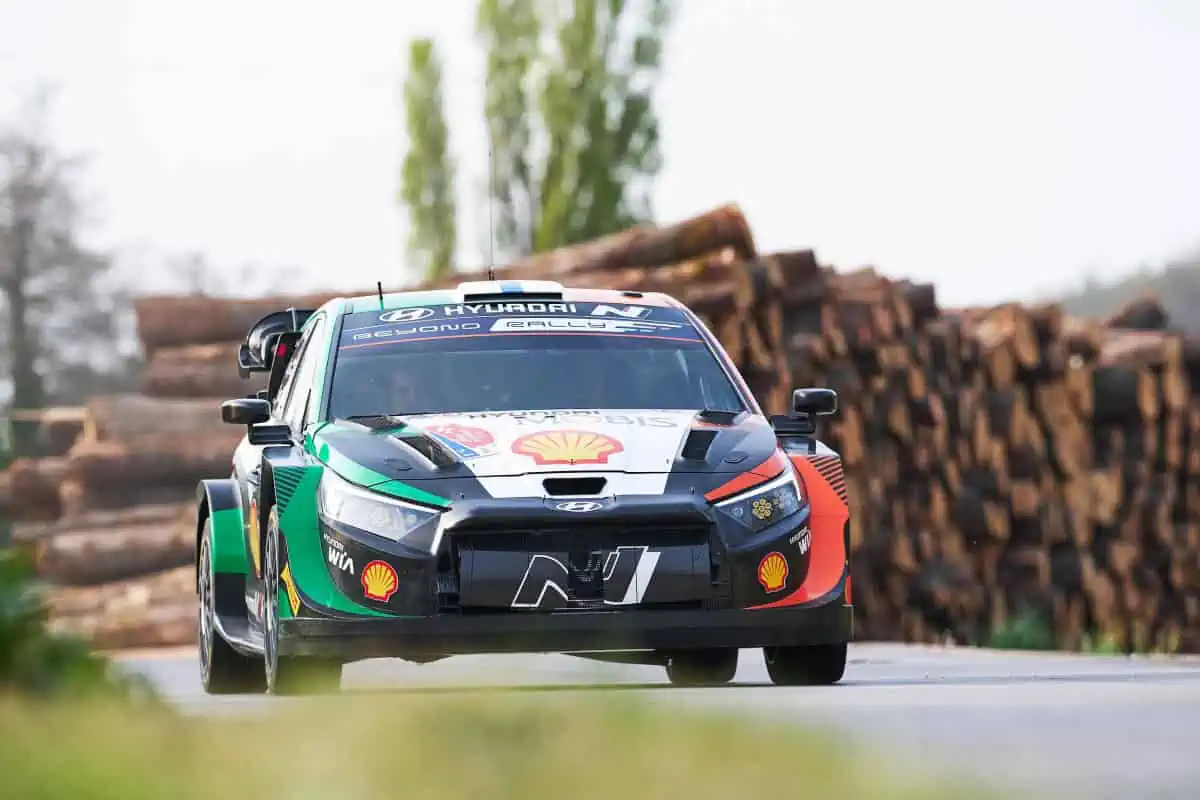 Hyundai dedicates 3rd place in Croatia Rally 5