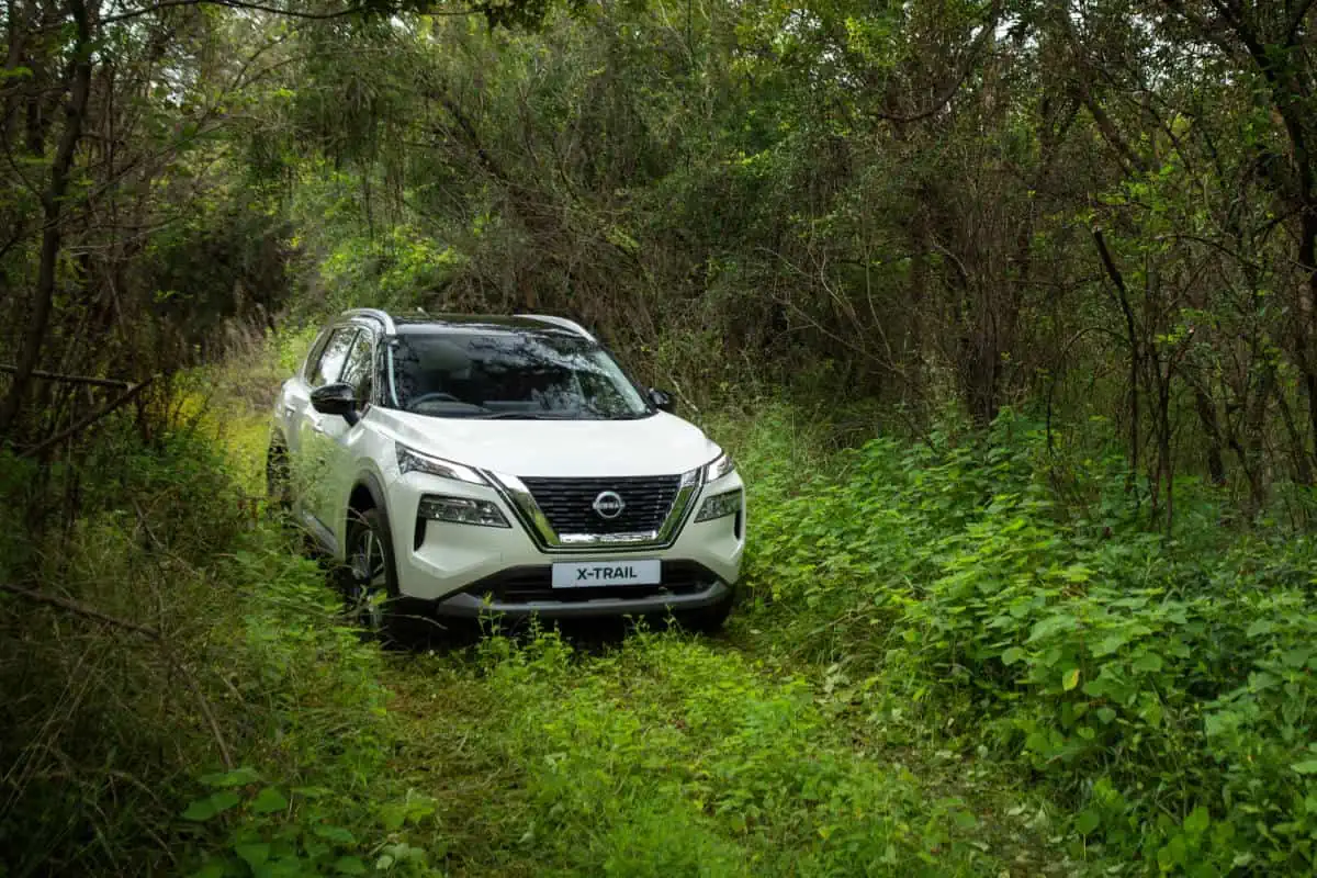 Nissan X-Trail Exterior_14.jpg