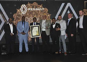 RENAULT CELEBRATES EXCELLENCE