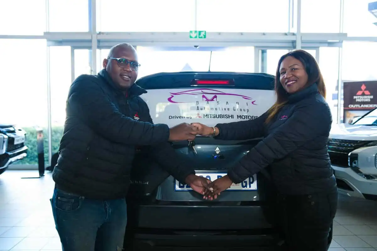 L-R-SimphiweSikhakhanefromMitsubishiMotorsandJosephineMalakoane,BasadiAutomotiveGroup’sFoundingDirector