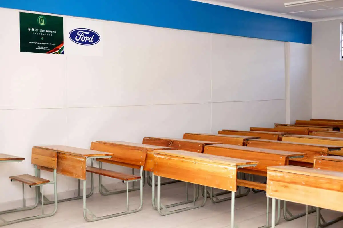 25001-MAINIMAGE-Newclassroomcompletelyrefurbished.jpg