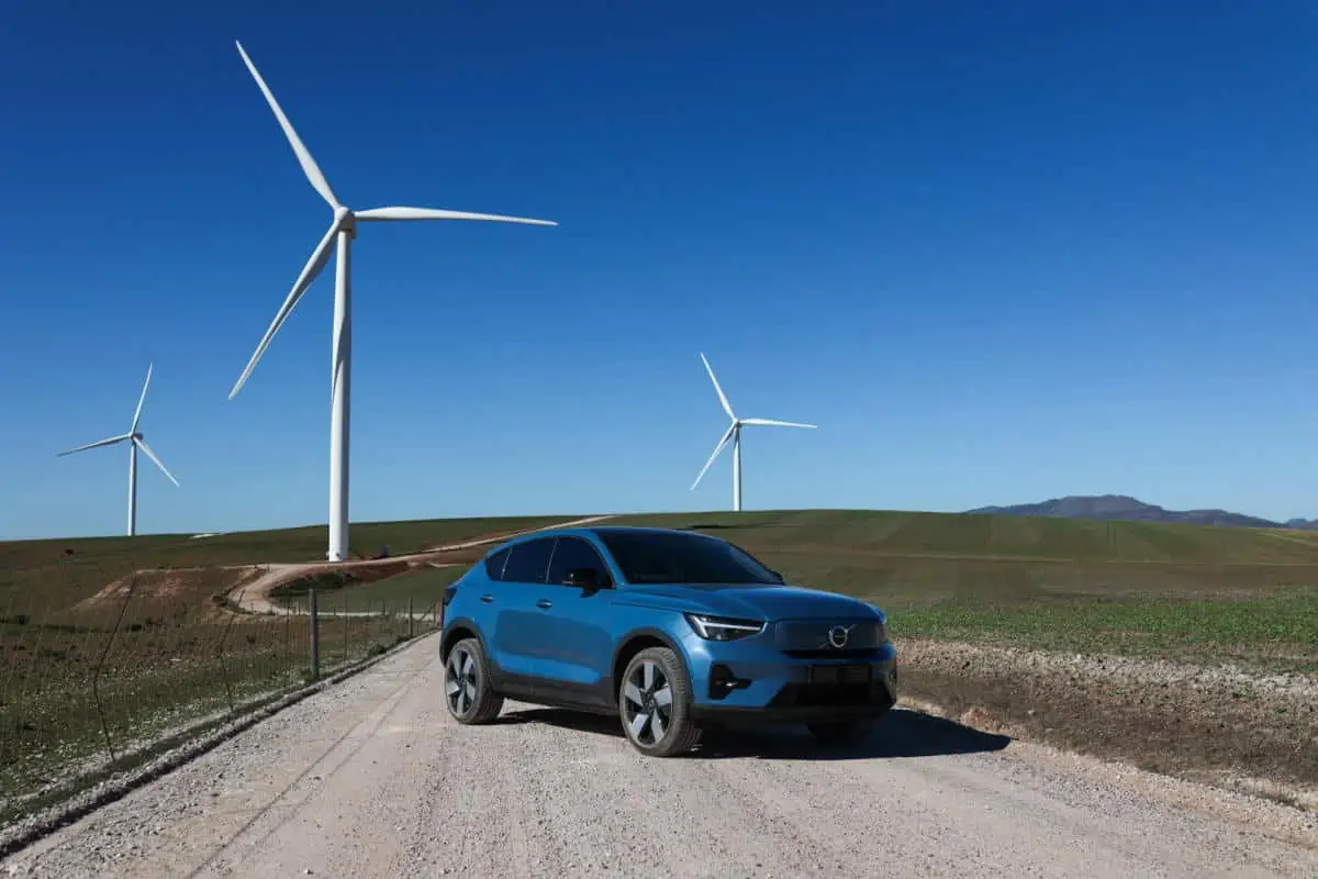 Volvo C40 Recharge, Klipheuwel Wind Farm, South Africa.jpg