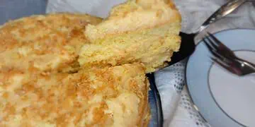 Try this dilicious fluffy and light layerd vanilla custard cake.