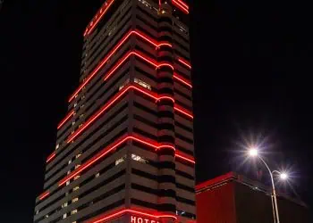 Sky Hotel Cape Town. Image via hotelsky.co.za
