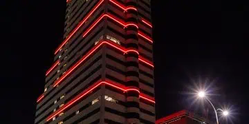 Sky Hotel Cape Town. Image via hotelsky.co.za