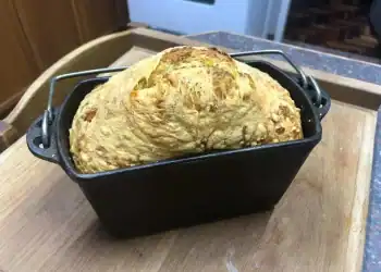 Easy Cornbread Recipe