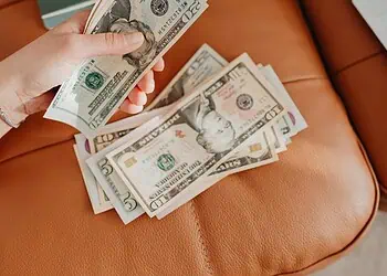 $580K Couch Cash Case Opens