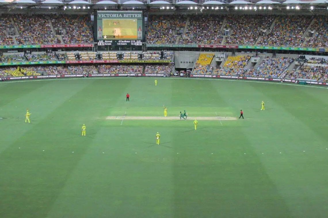 Proteas Stumble as Spin Dominates in Lahore Test