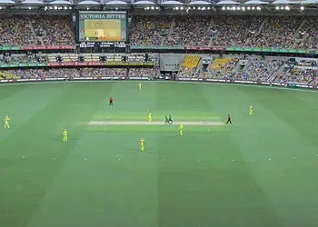 Proteas Stumble as Spin Dominates in Lahore Test