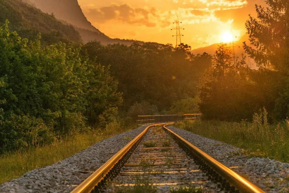 R8 Billion Rail Deal Sparks 2000 Jobs in Gauteng - Saffarazzi R8 Billion Rail Deal Sparks 2000 Jobs in Gauteng