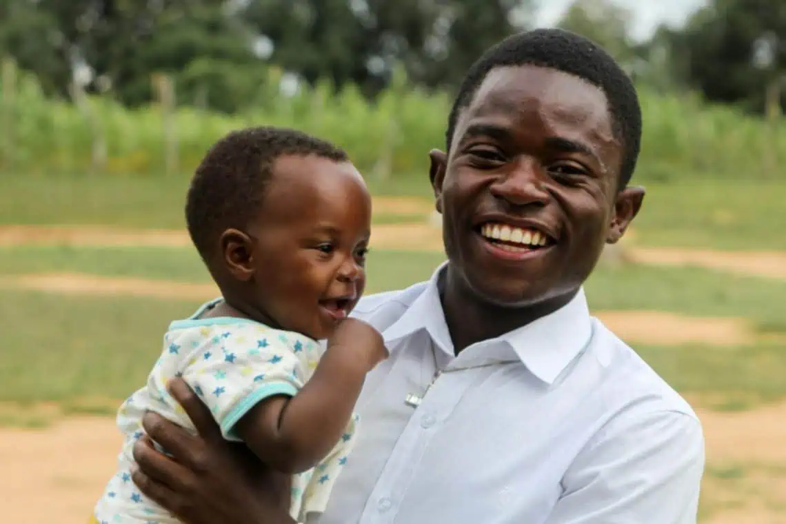 SA Dads Win Equal Parental Leave