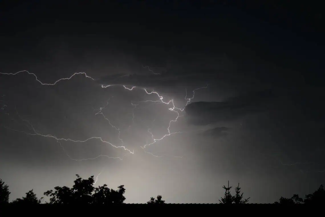 Limpopo-KZN Storm Alert Floods Loom - Saffarazzi Limpopo-KZN Storm Alert Floods Loom