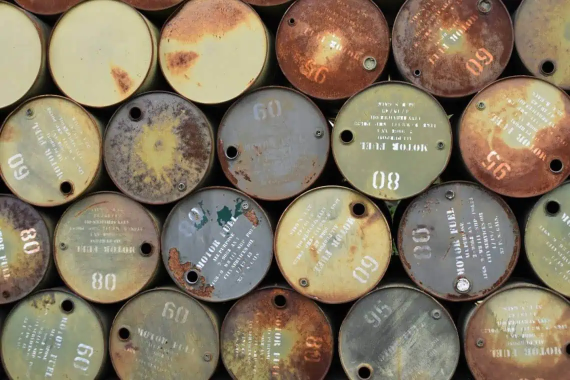 Oil Surplus Clash IEA vs OPEC Warnings