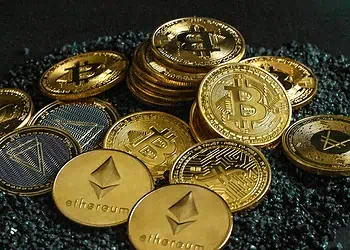 SARS Nets R12bn from Crypto Tax Dodgers in 2025