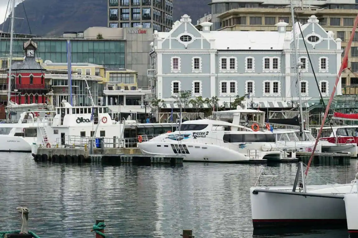 Yacht Spectacle Ignites Cape Towns Waterfront - Saffarazzi Yacht Spectacle Ignites Cape Towns Waterfront