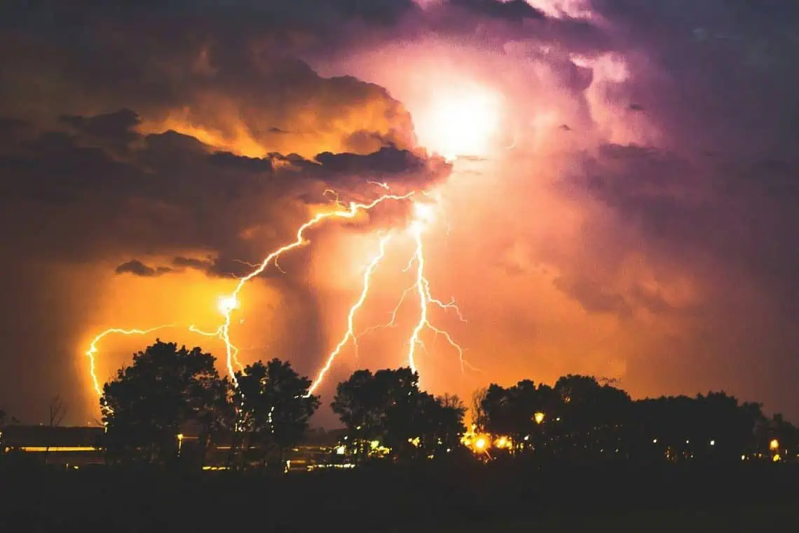 La Niña Alert Stay Safe in SAs Wet Festive Season - Saffarazzi La Niña Alert Stay Safe in SAs Wet Festive Season