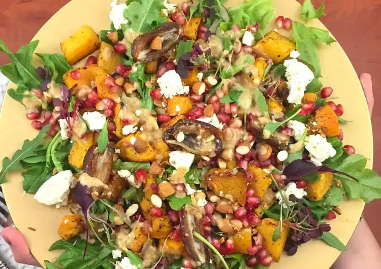 Roasted Butternut-salad - Saffarazzi Healthy Roasted Butternut Salad with Pomegranate Seeds