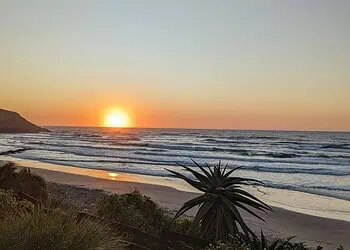 Top Family-Friendly Beaches in South Africa for December 2025