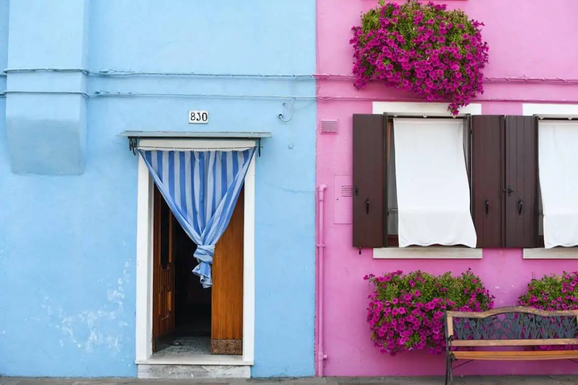 Horoscopes and Lucky Numbers for 15 May - Saffarazzi Horoscopes and Lucky Numbers for 15 May