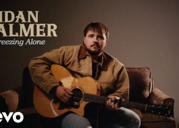 Aidan Palmer - Freezing Alone (Lyric Video) - Saffarazzi Aidan Palmer - Freezing Alone (Lyric Video)