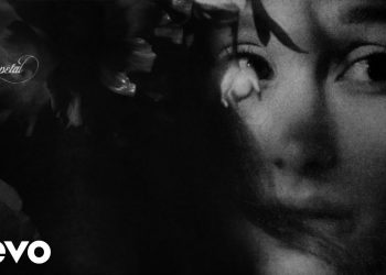 Ariana Grande - petal (official visualizer) - Saffarazzi Ariana Grande - petal (official visualizer)