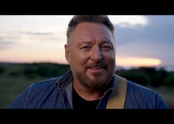 Gerhard Steyn & Liezel Pieters - Sterre (Amptelike Musiekvideo)