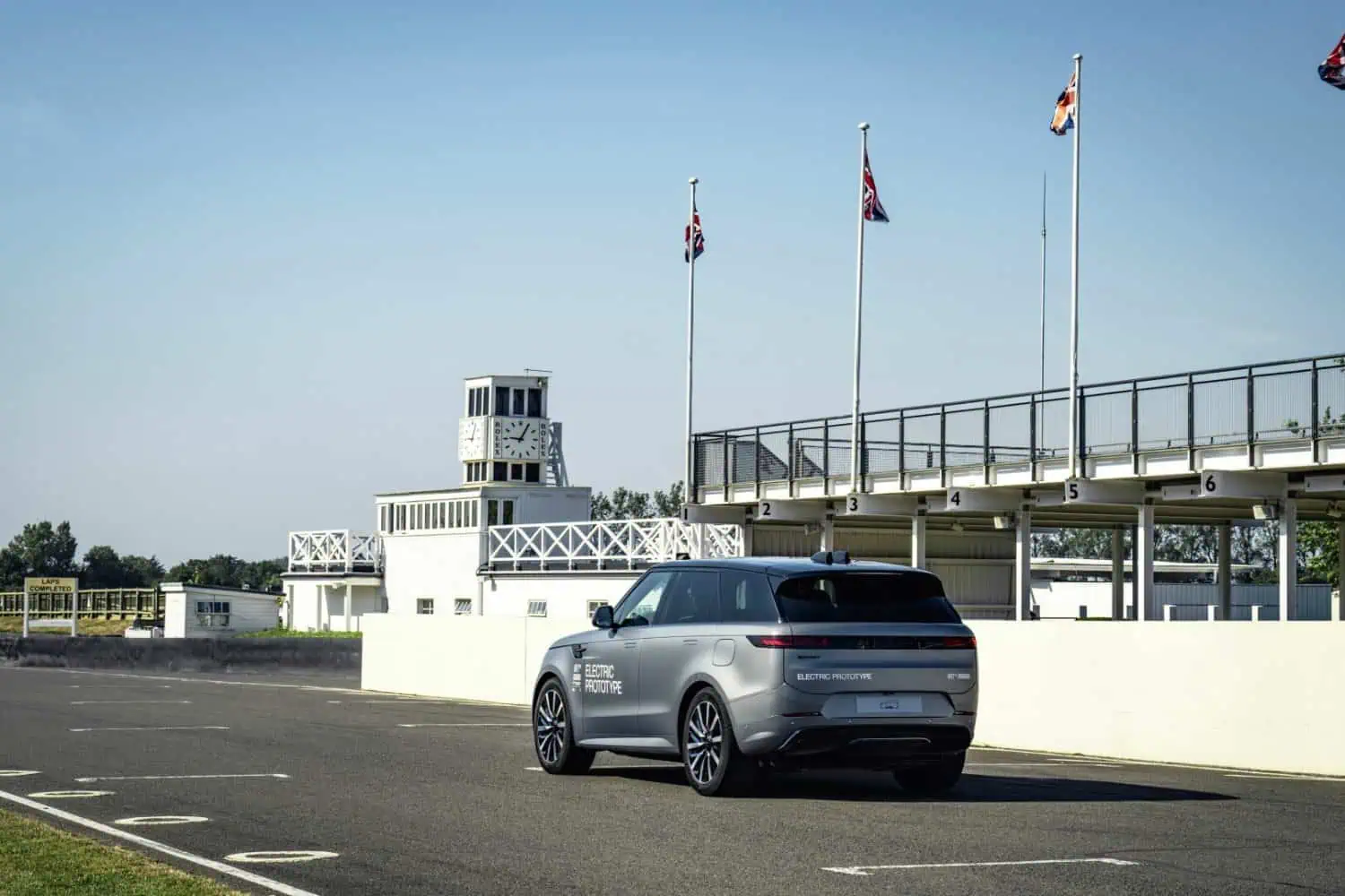 Range Rover Sport Electric prototype at Goodwood circuit - Saffarazzi Range Rover Sport Electric prototype at Goodwood circuit