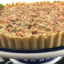Homemade Ham and Cheese Pie with Creamy White Sauce - Saffarazzi Homemade Ham and Cheese Pie with Creamy White Sauce