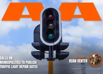 Aa magazine cover: Calls on municipalities to publish traffic light repair dates, with the writer's by-line.