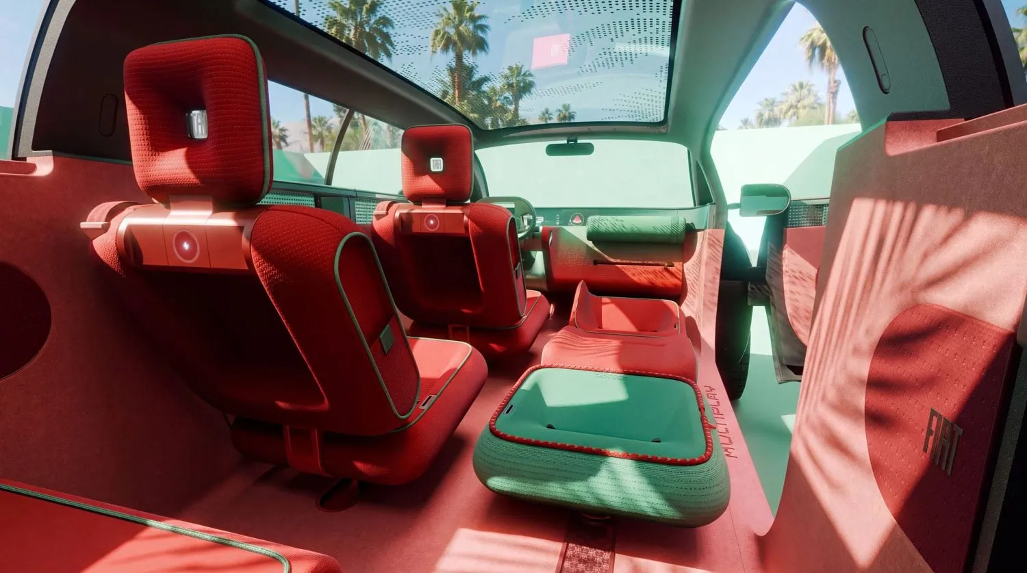 FIAT Multiplay concept interior with modular seating - Saffarazzi FIAT Multiplay concept interior with modular seating