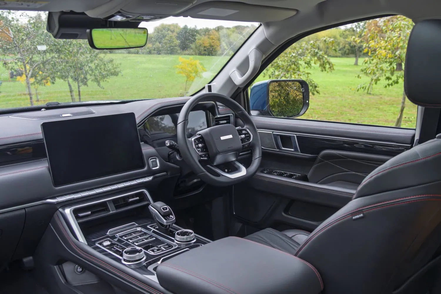 Foton Tunland cabin - Saffarazzi Foton Tunland interior and dashboard.