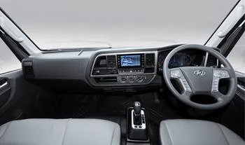 Mighty GT11 cabin - Saffarazzi Hyundai Mighty GT11 cab interior and dashboard.